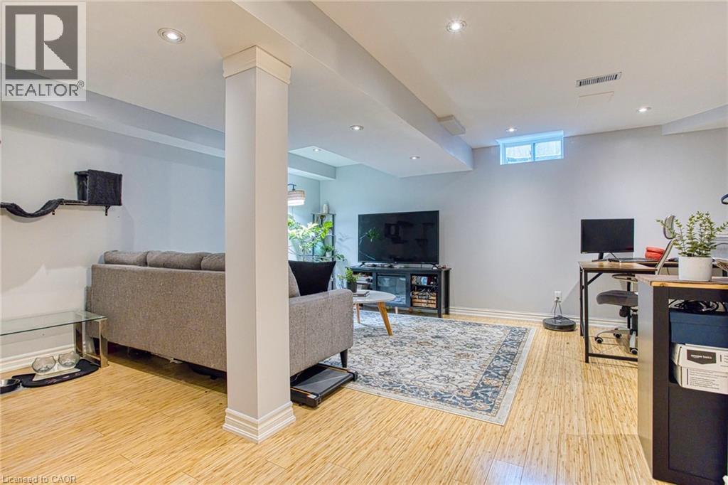 114 Marina Point Crescent, Stoney Creek, Ontario  L8E 0E4 - Photo 29 - 40812692