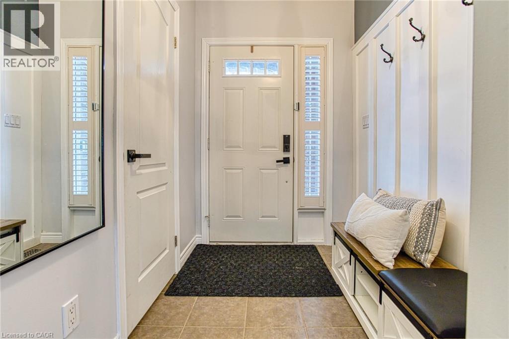 114 Marina Point Crescent, Stoney Creek, Ontario  L8E 0E4 - Photo 3 - 40812692