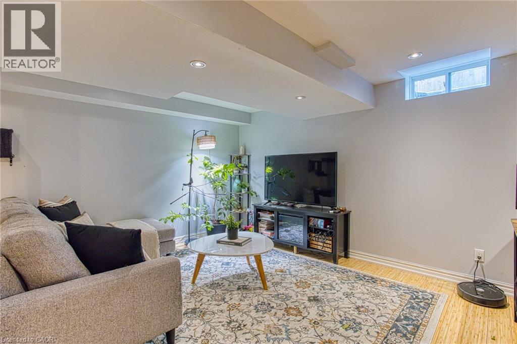 114 Marina Point Crescent, Stoney Creek, Ontario  L8E 0E4 - Photo 30 - 40812692