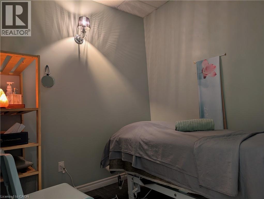 1940 Appleby Line, Burlington, Ontario  L7L 0B7 - Photo 8 - 40812667