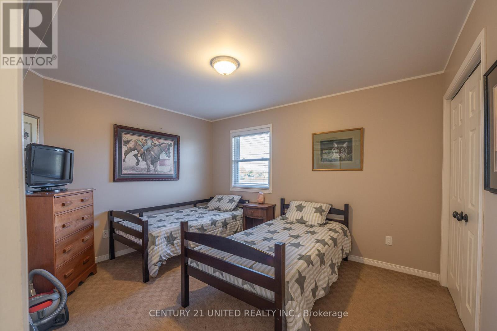 257 10th Line Rd South Dummer Road, Douro-Dummer, Ontario  K0L 2V0 - Photo 29 - X12890810