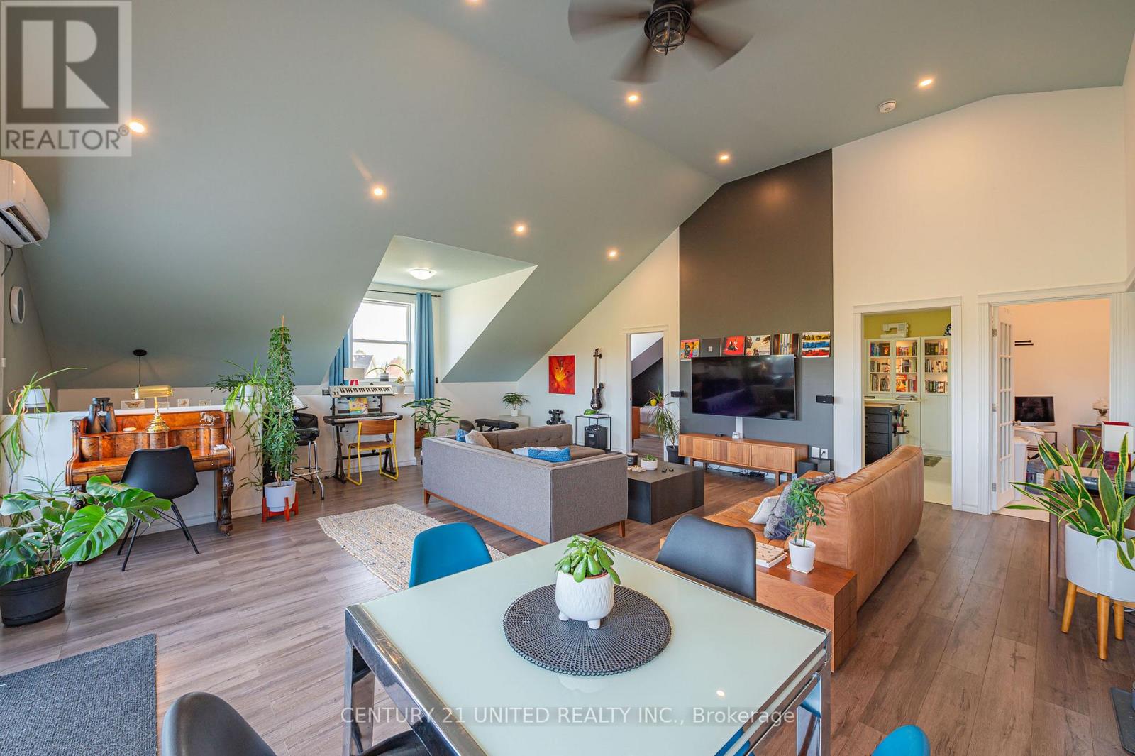 257 10th Line Rd South Dummer Road, Douro-Dummer, Ontario  K0L 2V0 - Photo 37 - X12890810