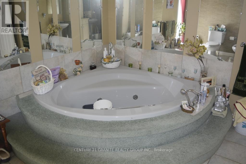 230 River Bend Drive, Lyndoch And Raglan, Ontario  K0J 2E0 - Photo 40 - X12890834