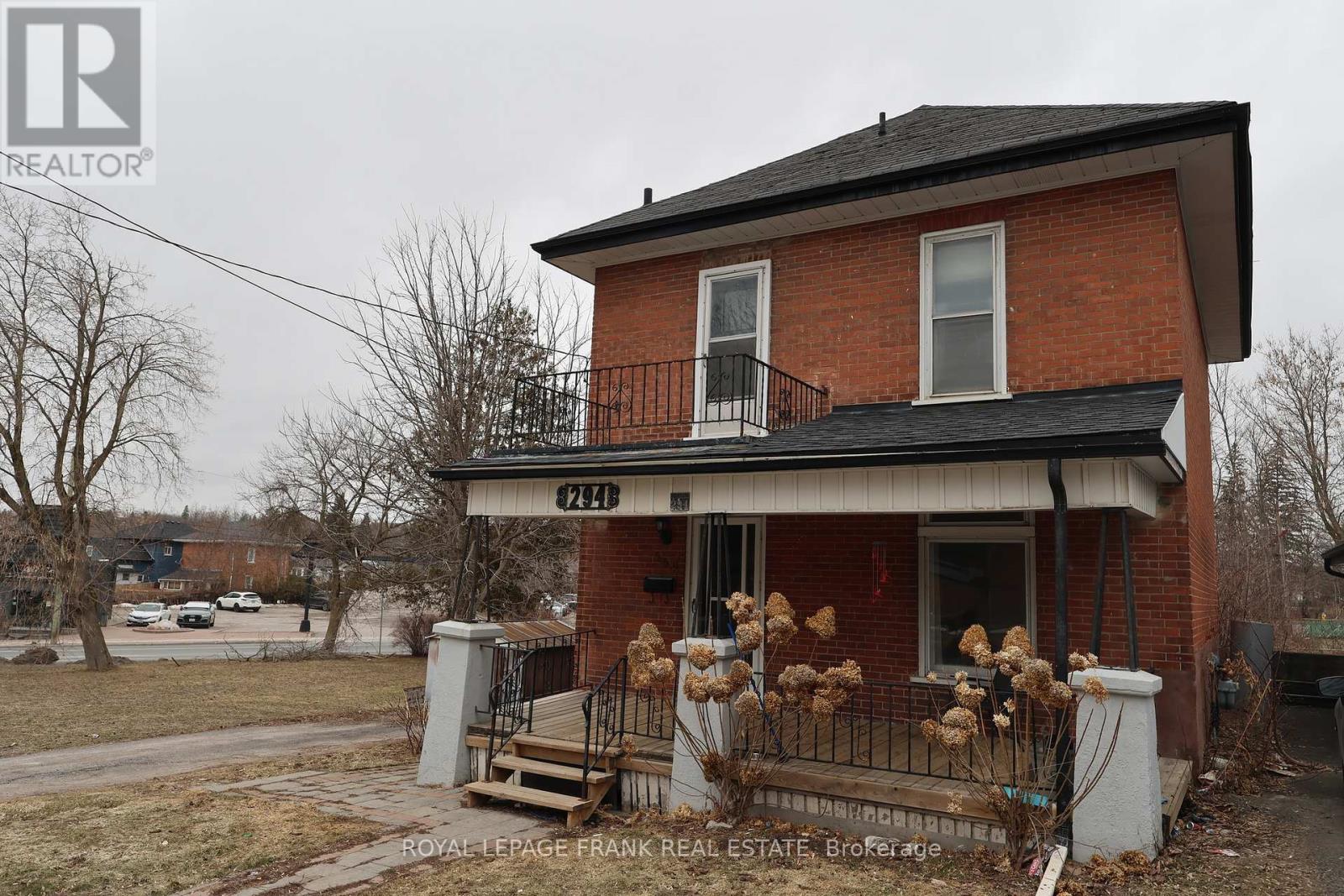 294 Parkhill Road W, Peterborough (Northcrest Ward 5), Ontario  K9H 3H7 - Photo 2 - X12890852