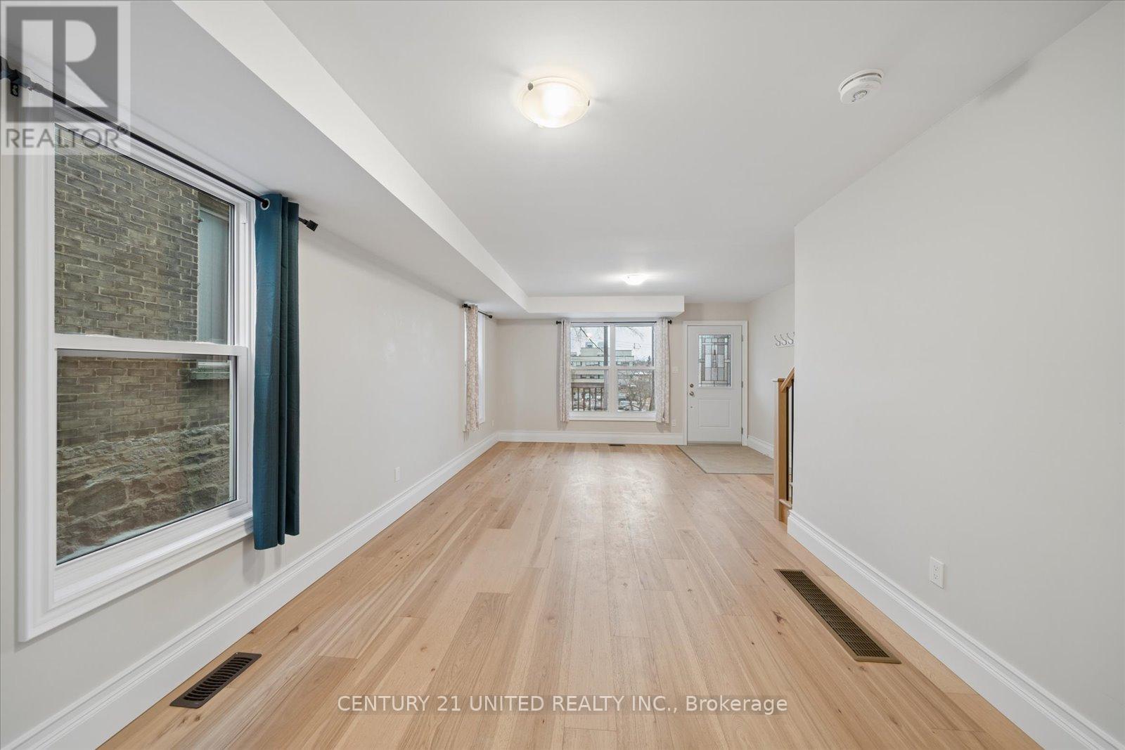 512 - 514 College Street, Peterborough, Ontario  K9H 3K3 - Photo 10 - X12890982