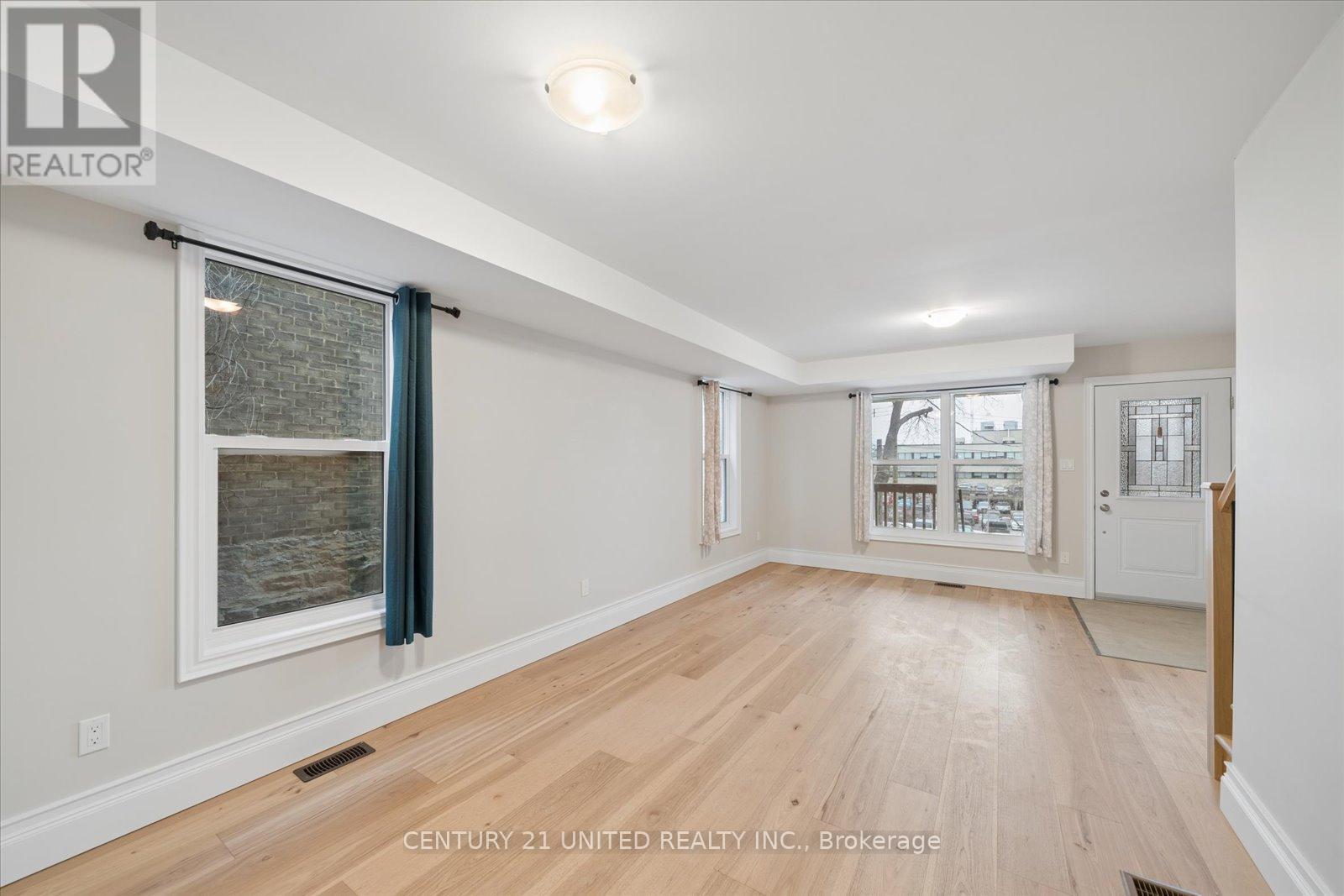 512 - 514 College Street, Peterborough, Ontario  K9H 3K3 - Photo 11 - X12890982