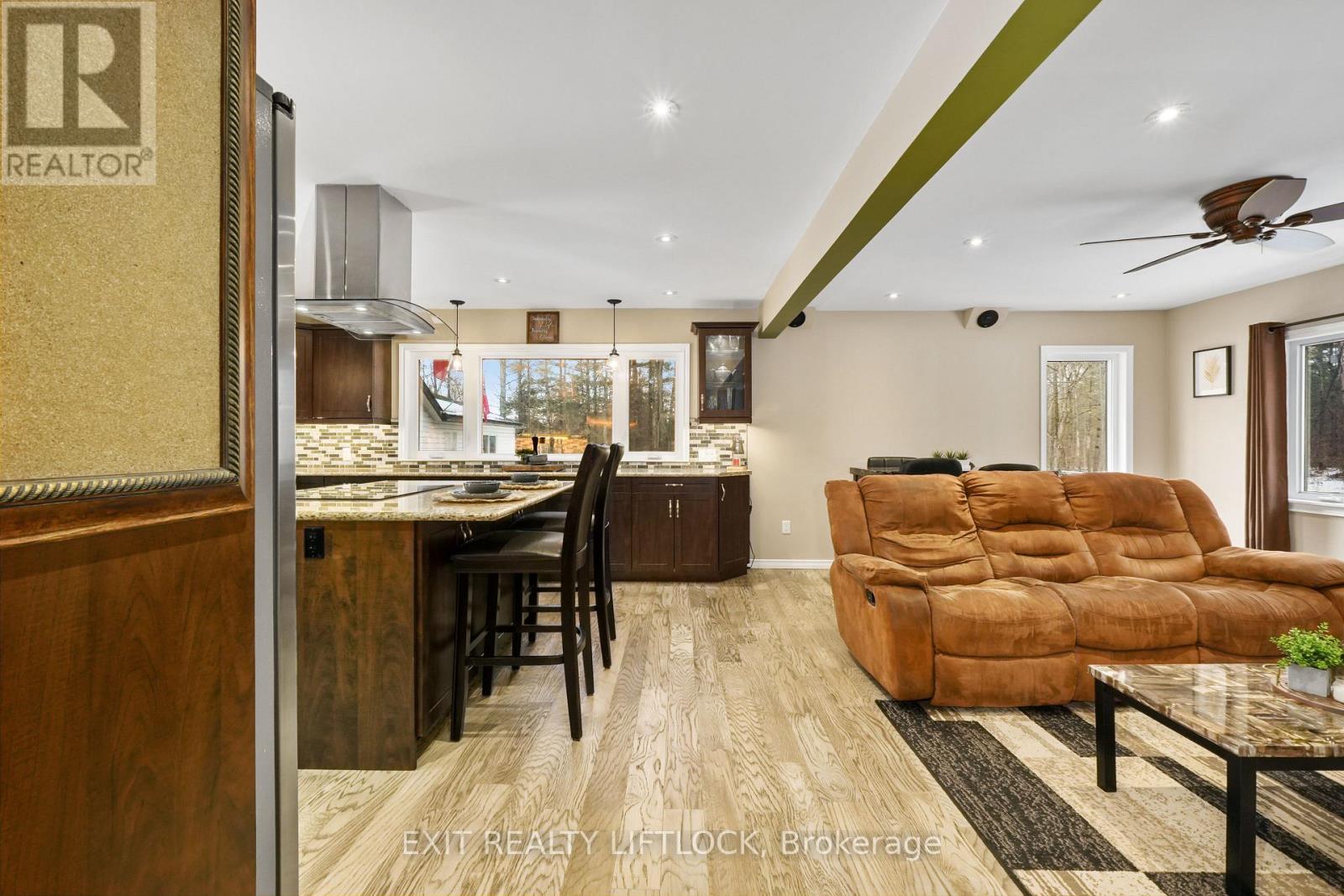 288 Hulls Road, North Kawartha, Ontario  K0L 2H0 - Photo 10 - X12891016