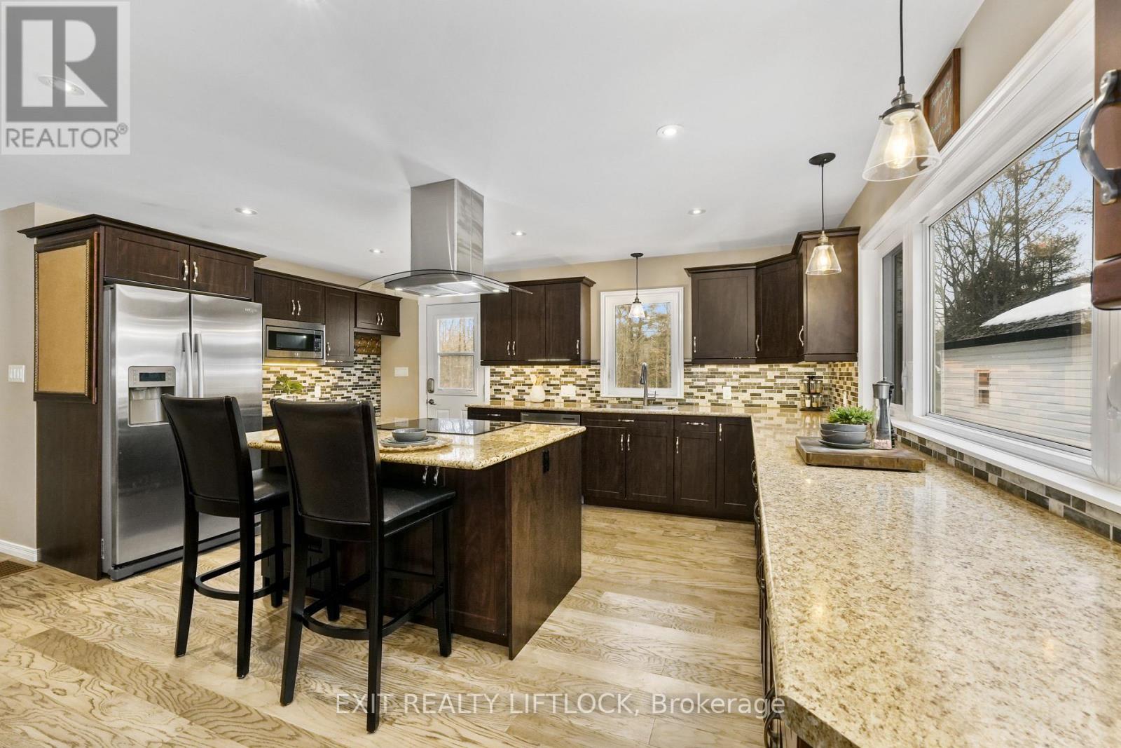 288 Hulls Road, North Kawartha, Ontario  K0L 2H0 - Photo 11 - X12891016