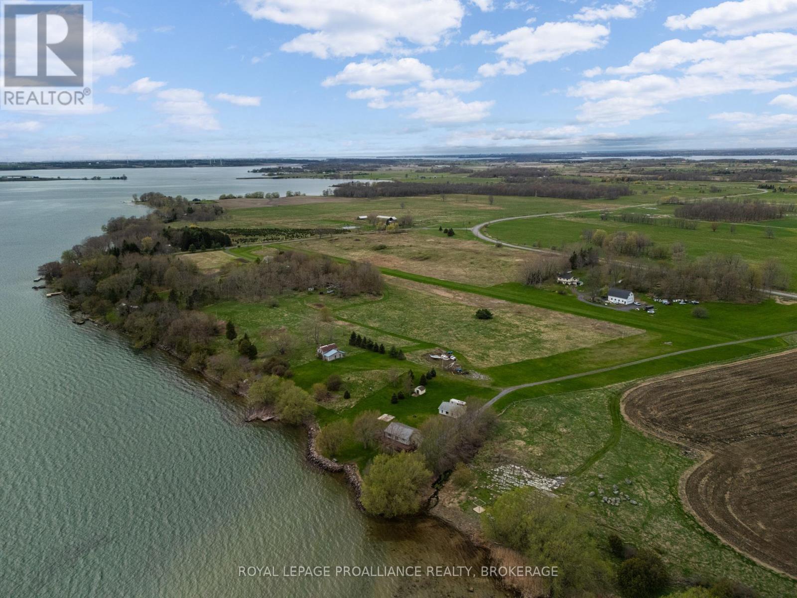 4205 Highway 96, Frontenac Islands, Ontario  K0H 2Y0 - Photo 45 - X12890856