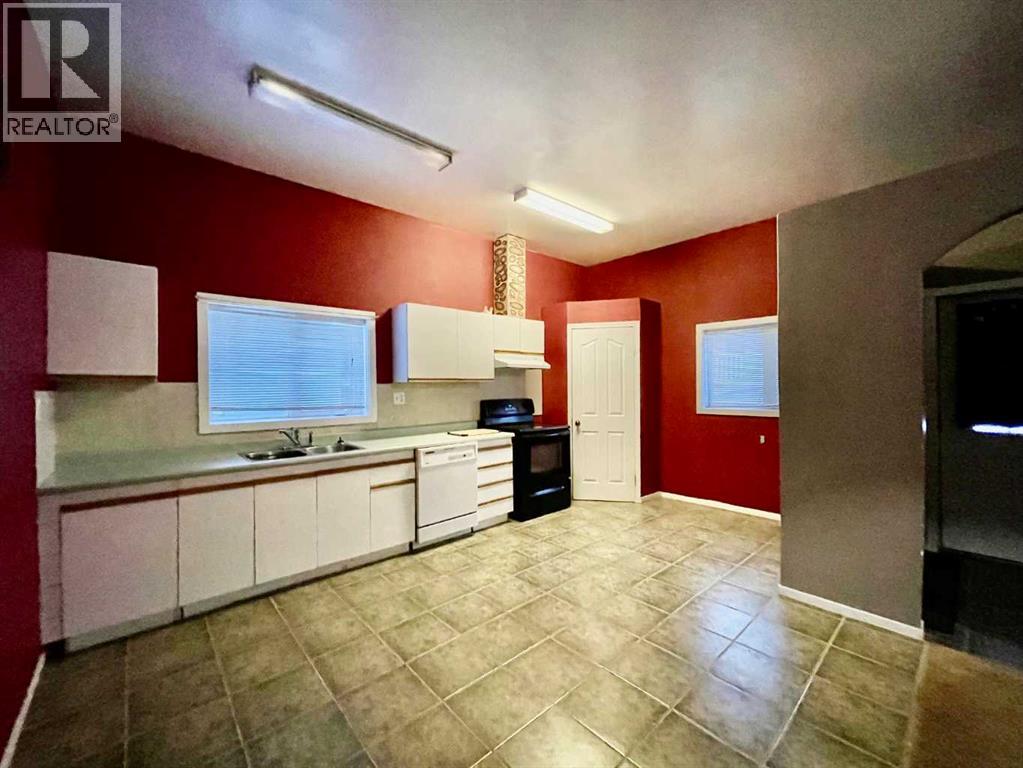 25 Freestone Way, Saprae Creek, Alberta  T9H 5B4 - Photo 47 - A2276566