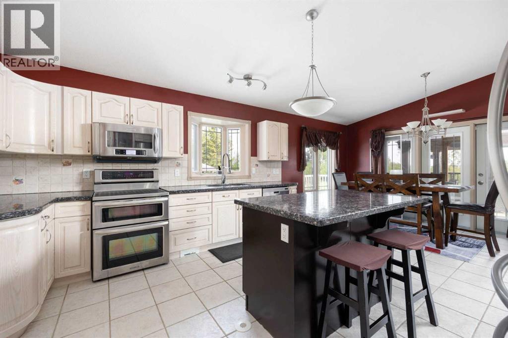 25 Freestone Way, Saprae Creek, Alberta  T9H 5B4 - Photo 5 - A2276566