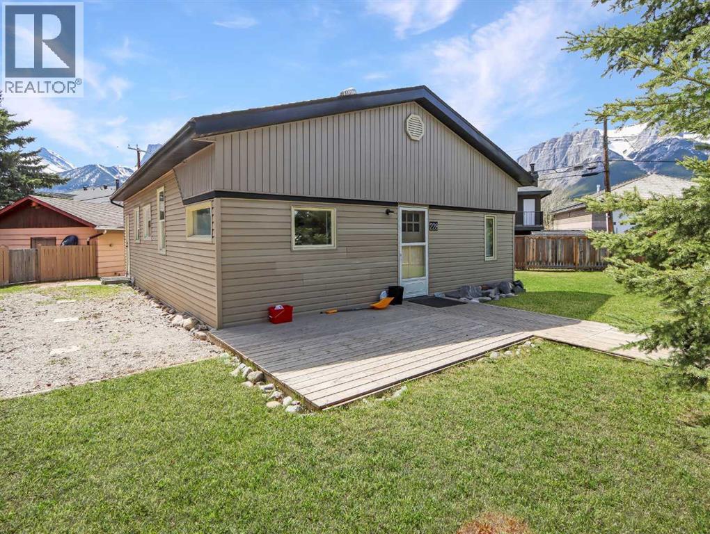 228 17th Street, Canmore, Alberta  T1W 1Y8 - Photo 17 - A2257684