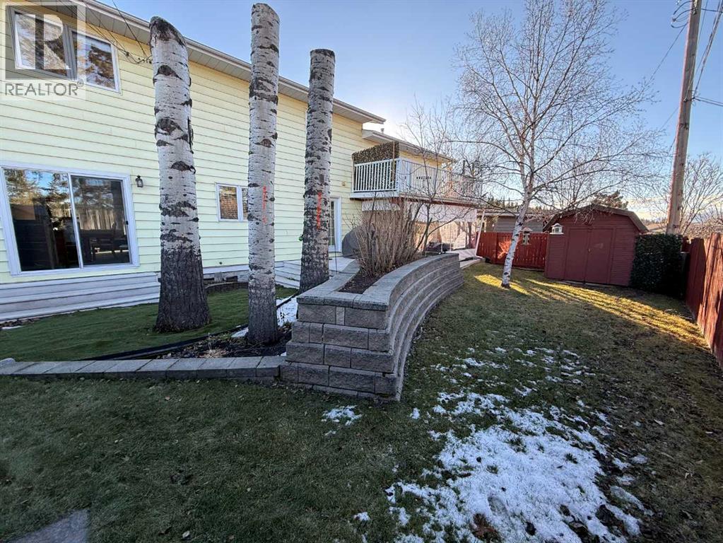 104 Mistaya Road, Hinton, Alberta  T7V 1T3 - Photo 28 - A2278640