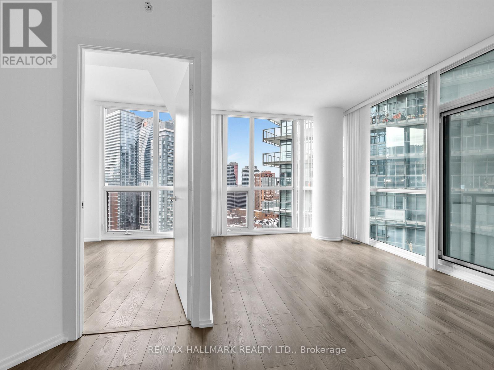 2302 - 45 Charles Street E, Toronto, Ontario  M4Y 1S2 - Photo 13 - C12890788