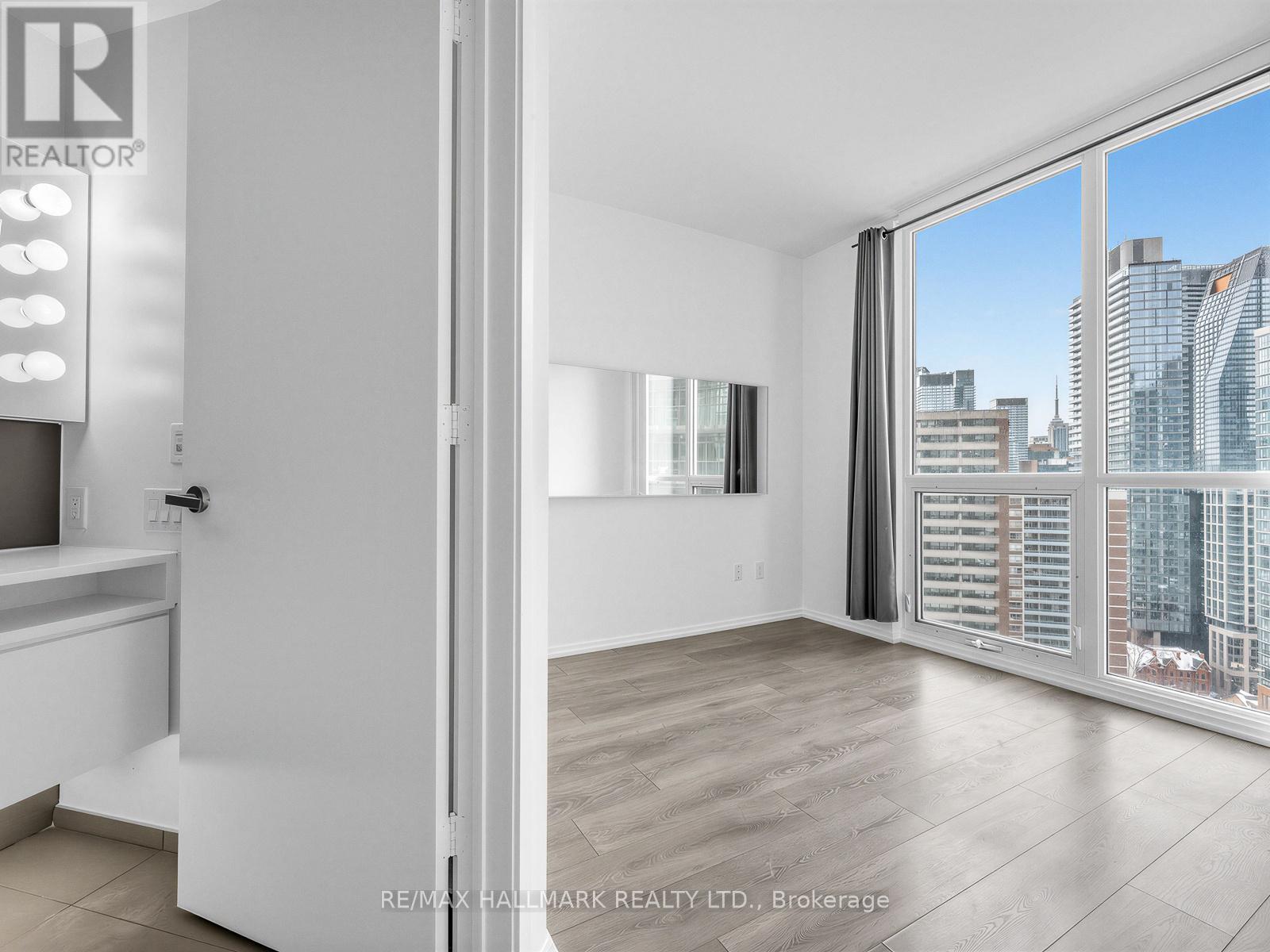 2302 - 45 Charles Street E, Toronto, Ontario  M4Y 1S2 - Photo 17 - C12890788