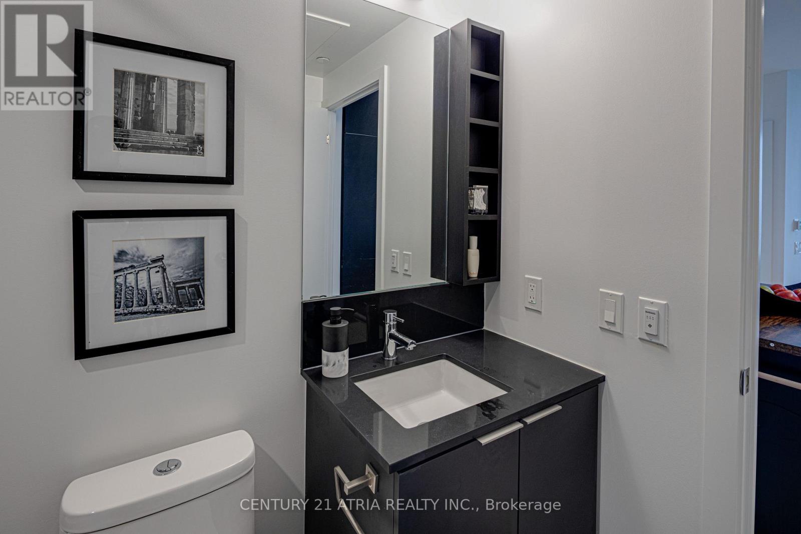 2610 - 8 Wellesley Street W, Toronto (Bay Street Corridor), Ontario  M4Y 0J5 - Photo 13 - C12890826