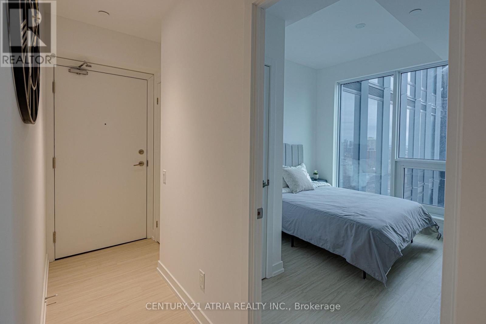 2610 - 8 Wellesley Street W, Toronto (Bay Street Corridor), Ontario  M4Y 0J5 - Photo 6 - C12890826