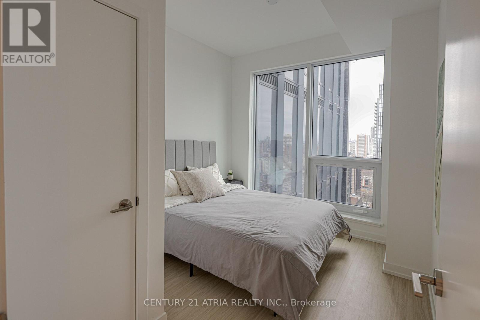 2610 - 8 Wellesley Street W, Toronto (Bay Street Corridor), Ontario  M4Y 0J5 - Photo 7 - C12890826