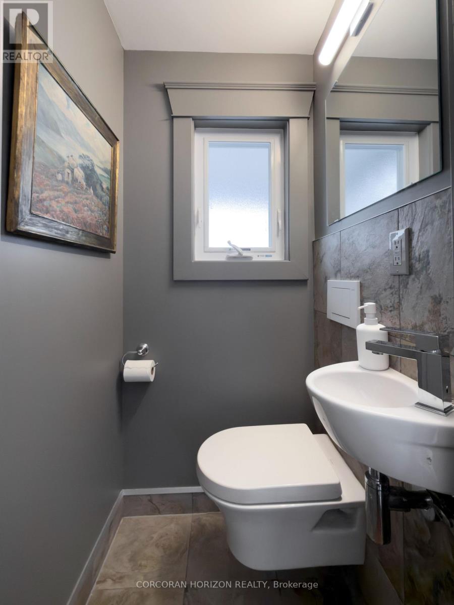 103 Manor Road E, Toronto, Ontario  M4S 1R3 - Photo 12 - C12890842