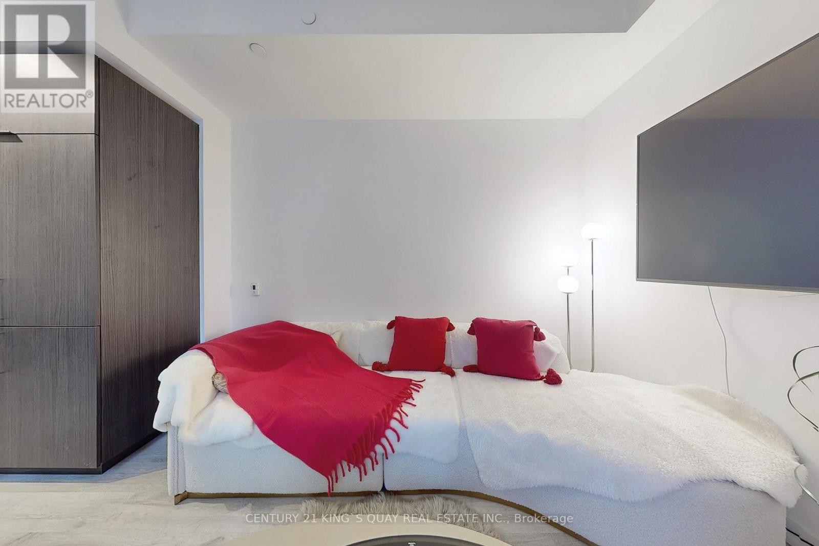 330 - 7 Golden Lion Heights, Toronto, Ontario  M2M 0C1 - Photo 7 - C12890886