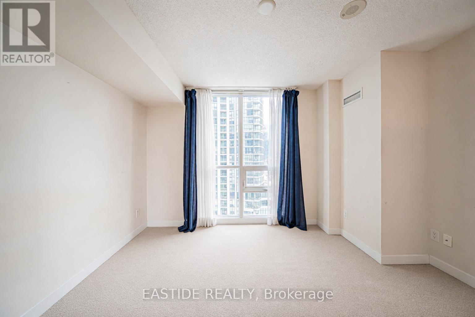 908 - 33 Bay Street, Toronto, Ontario  M5J 2Z3 - Photo 5 - C12890932