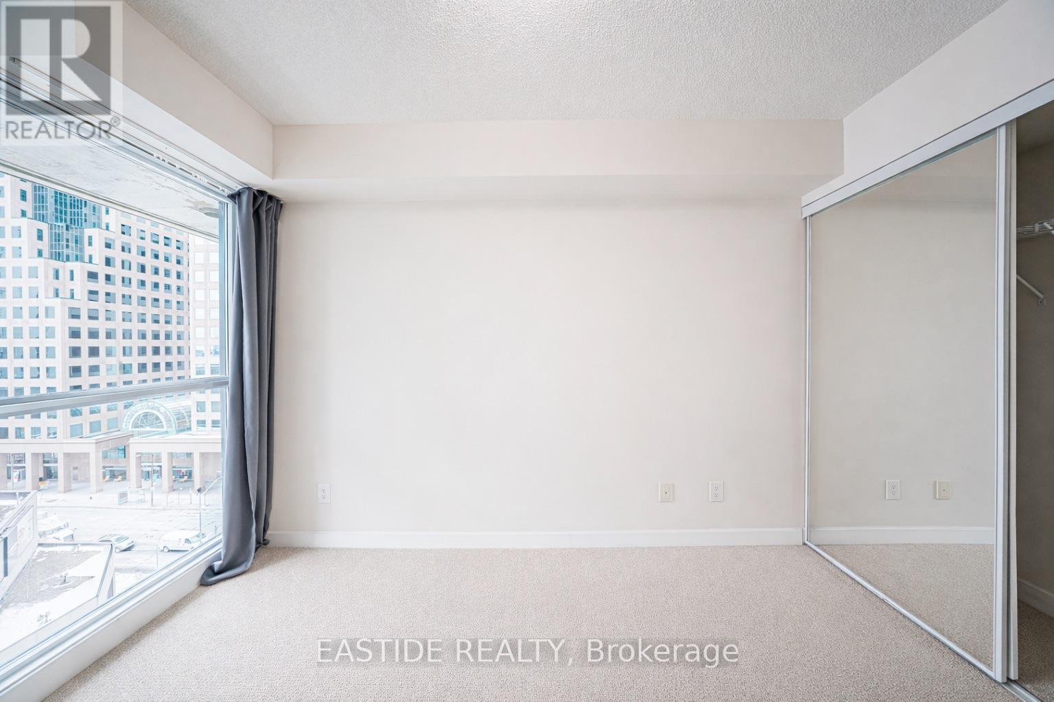 908 - 33 Bay Street, Toronto, Ontario  M5J 2Z3 - Photo 7 - C12890932