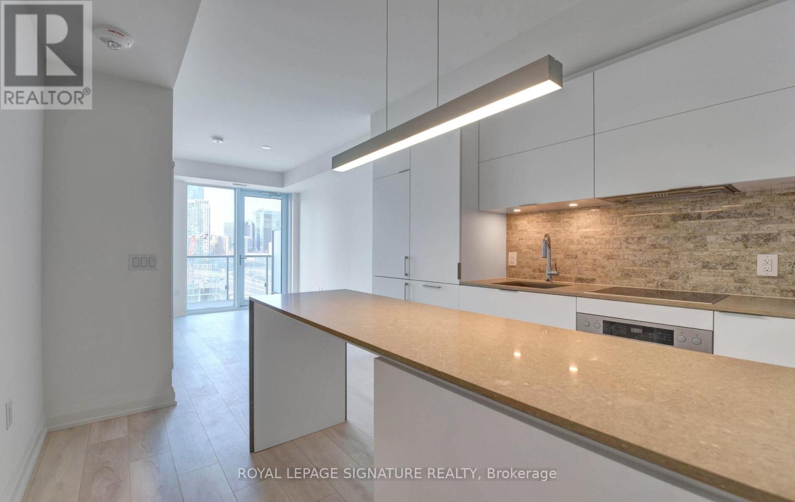 1010 - 15 Lower Jarvis Street, Toronto, Ontario  M5E 1Z2 - Photo 2 - C12891000