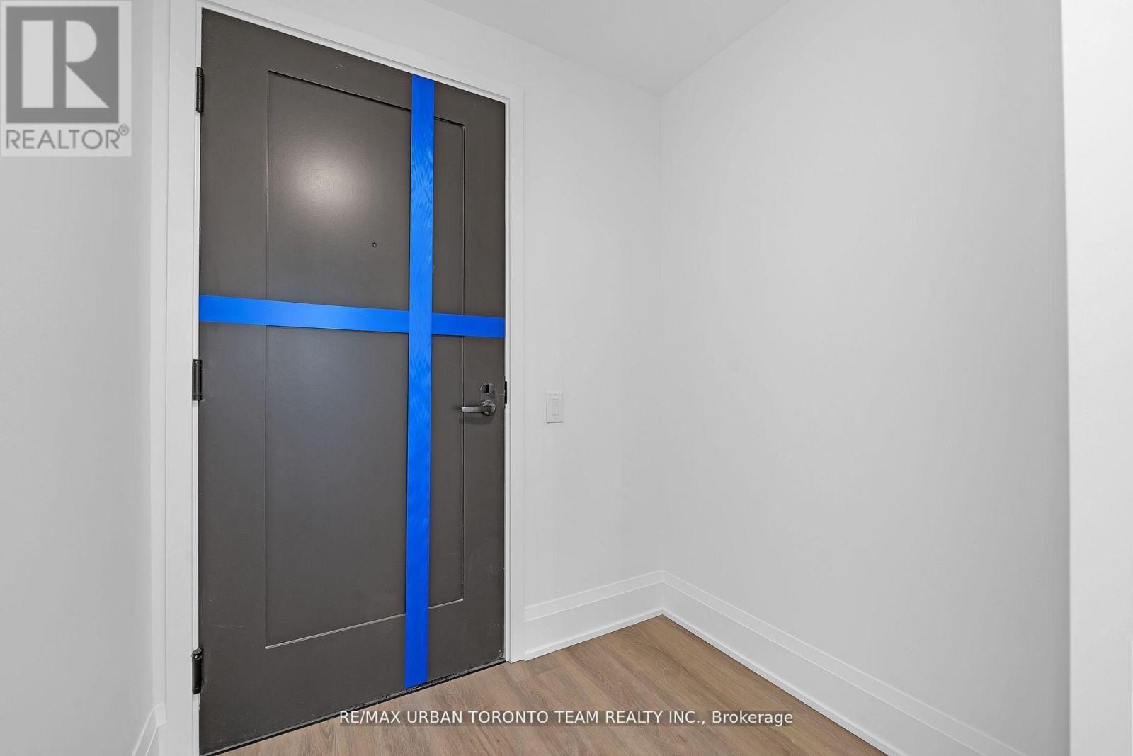 1008 - 123 Portland Street, Toronto, Ontario  M5V 2N4 - Photo 4 - C12891048