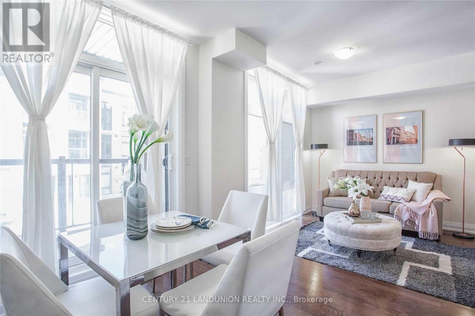 56 - 19 Eldora Avenue, Toronto, Ontario  M2M 0B5 - Photo 2 - C12891070