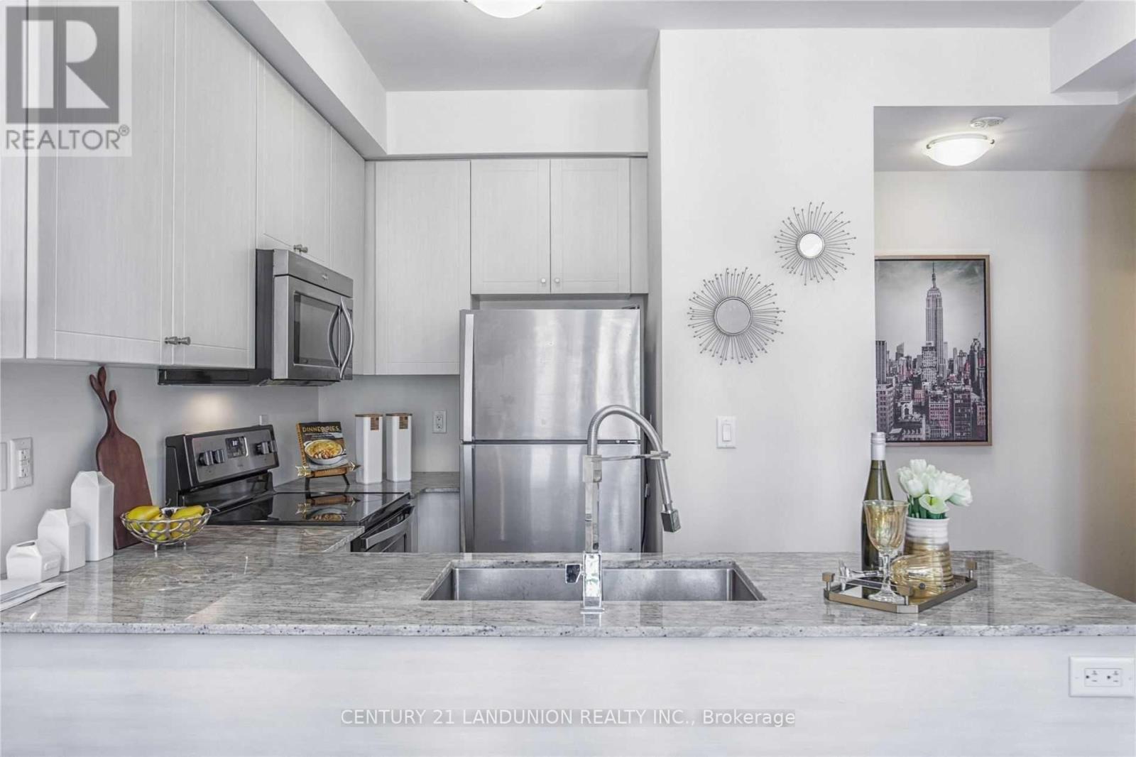 56 - 19 Eldora Avenue, Toronto, Ontario  M2M 0B5 - Photo 5 - C12891070