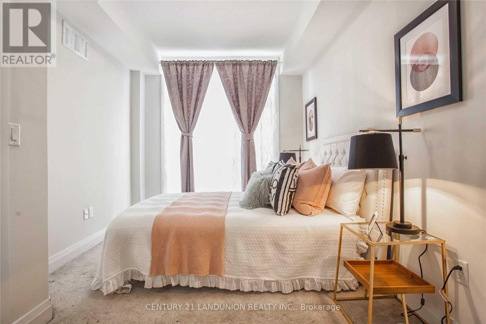 56 - 19 Eldora Avenue, Toronto, Ontario  M2M 0B5 - Photo 6 - C12891070