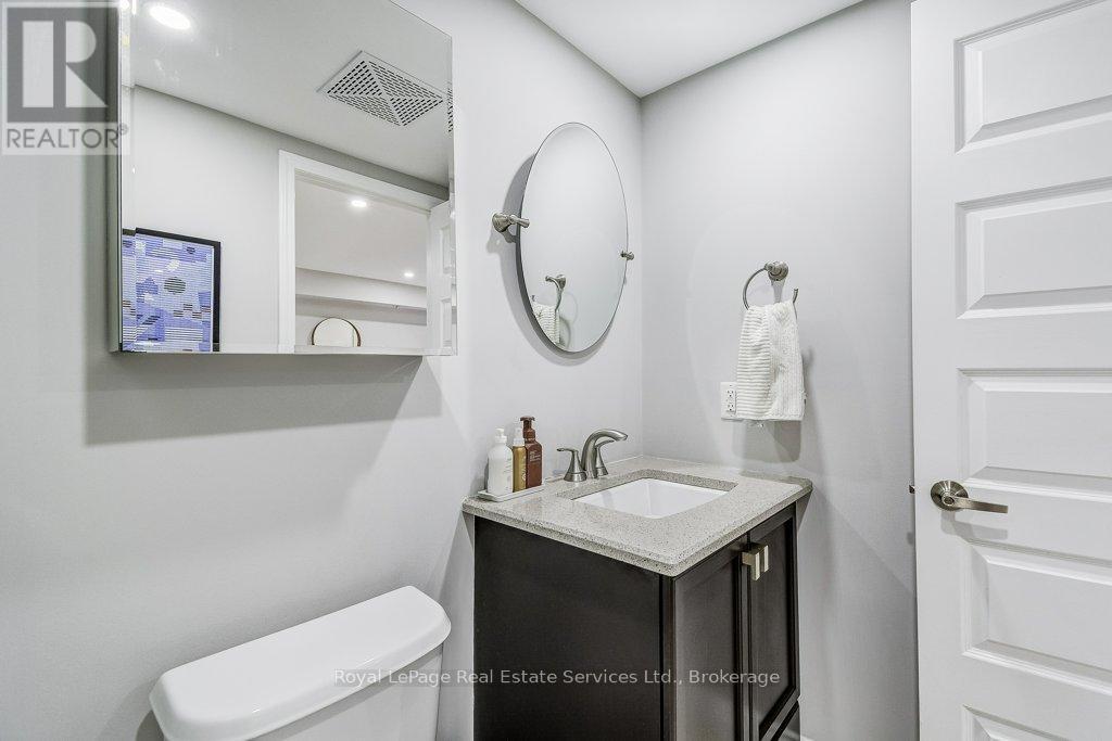 201 - 3060 Rotary Way W, Burlington, Ontario  L7M 0G9 - Photo 28 - W12885446