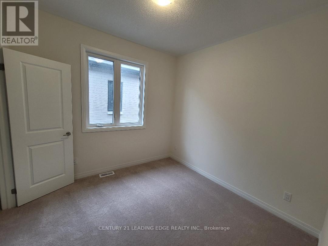 1031 Pisces Trail, Pickering, Ontario  L0H 1J0 - Photo 14 - E12891028