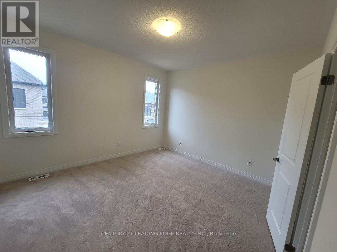 1031 Pisces Trail, Pickering, Ontario  L0H 1J0 - Photo 19 - E12891028