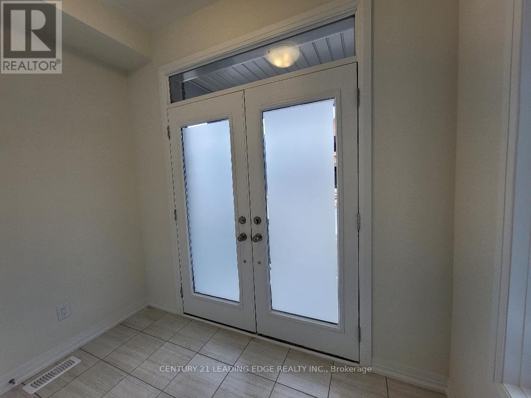 1031 Pisces Trail, Pickering, Ontario  L0H 1J0 - Photo 3 - E12891028