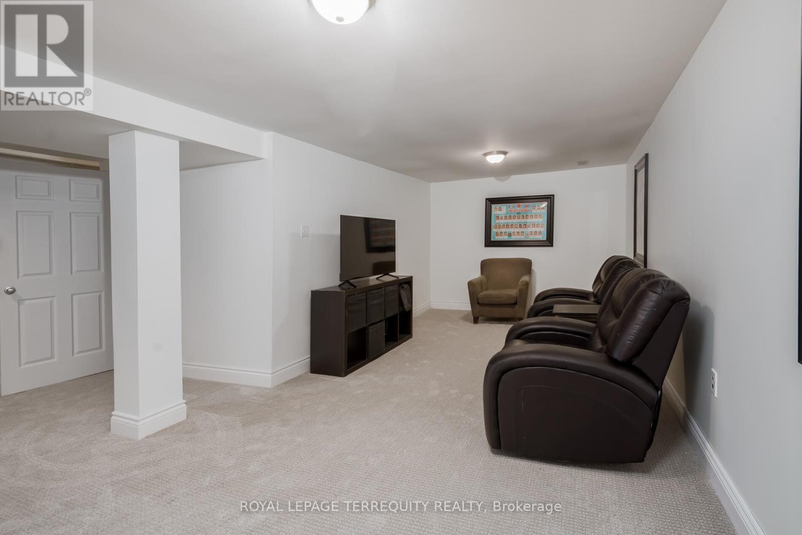 630 Sultana Square, Pickering, Ontario  L1V 3Y3 - Photo 30 - E12891060