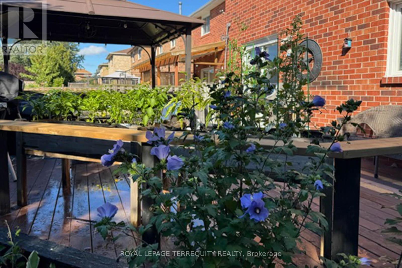 630 Sultana Square, Pickering, Ontario  L1V 3Y3 - Photo 42 - E12891060