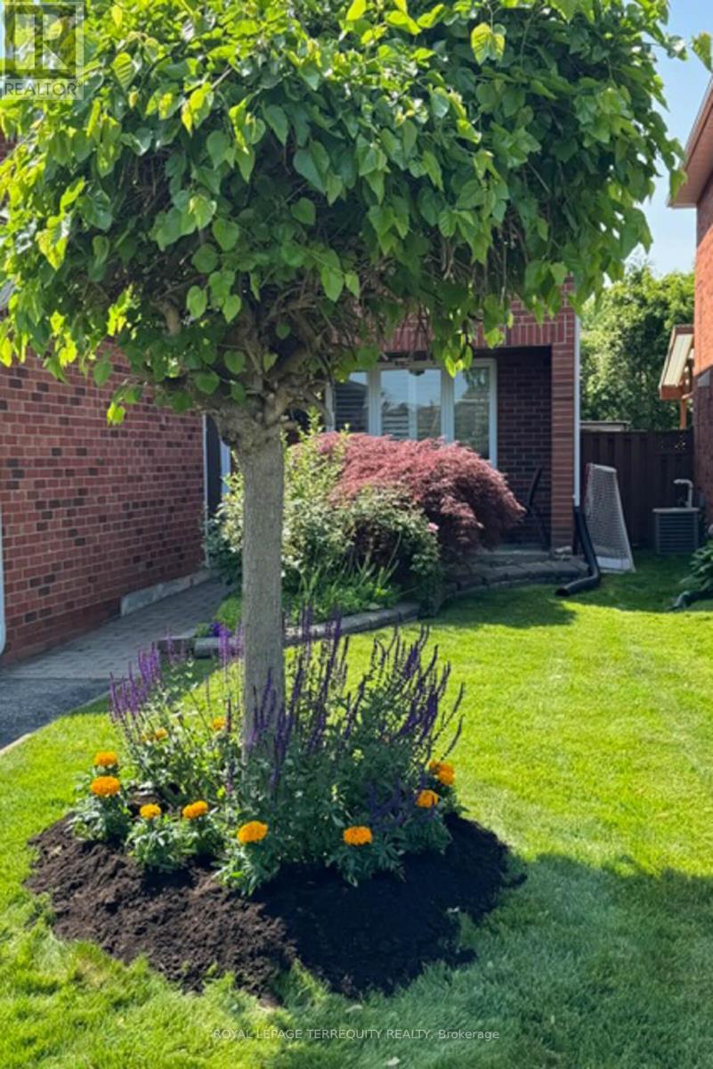 630 Sultana Square, Pickering, Ontario  L1V 3Y3 - Photo 47 - E12891060