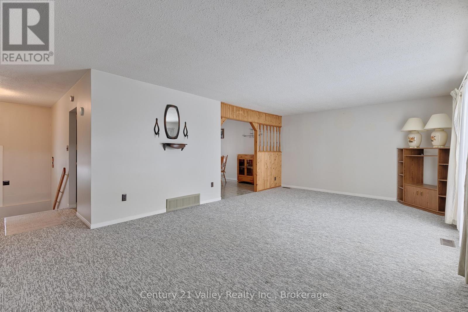 911 Bulger Road, North Algona Wilberforce, Ontario  K0J 1T0 - Photo 11 - X12890916