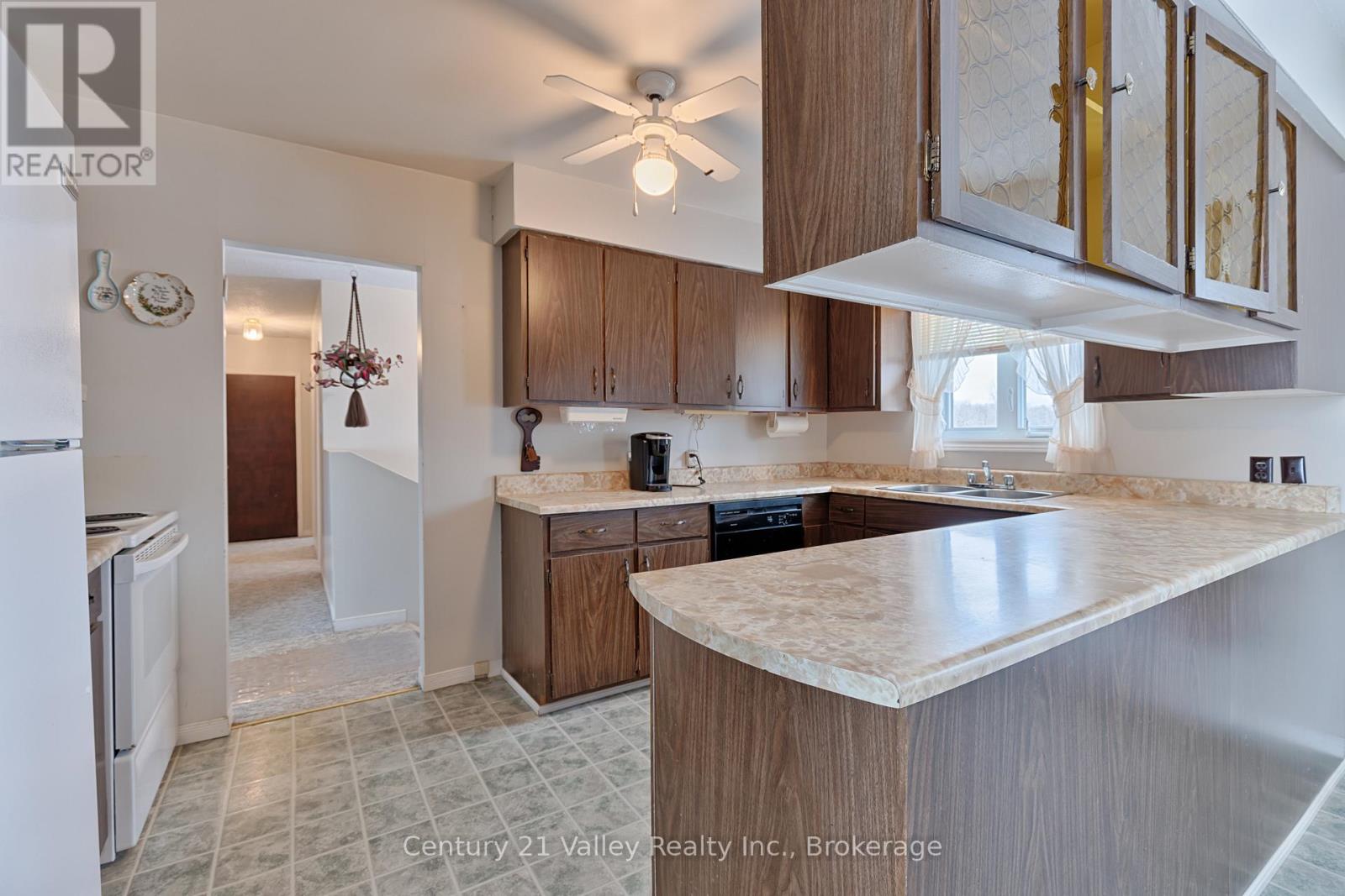 911 Bulger Road, North Algona Wilberforce, Ontario  K0J 1T0 - Photo 17 - X12890916