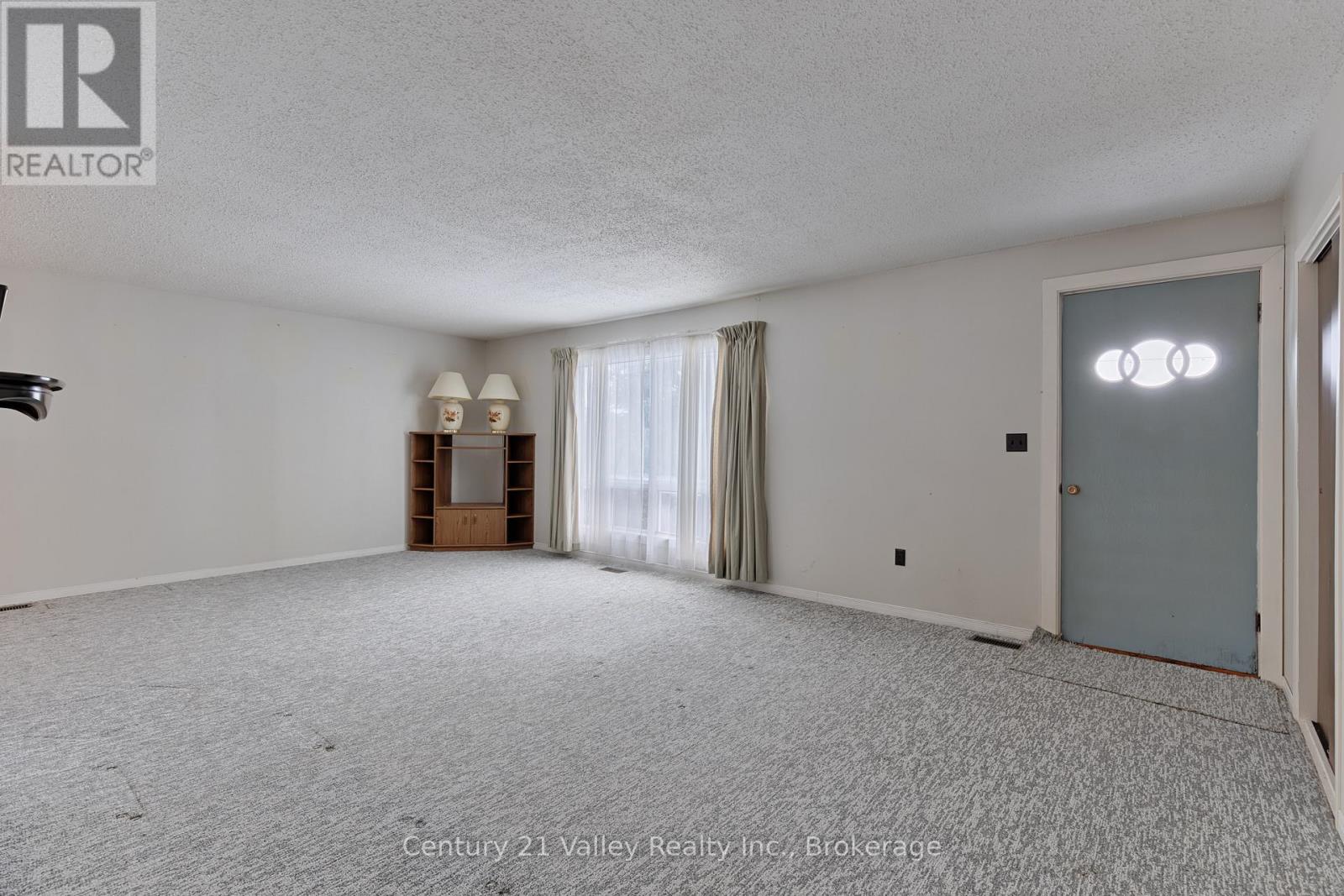 911 Bulger Road, North Algona Wilberforce, Ontario  K0J 1T0 - Photo 8 - X12890916