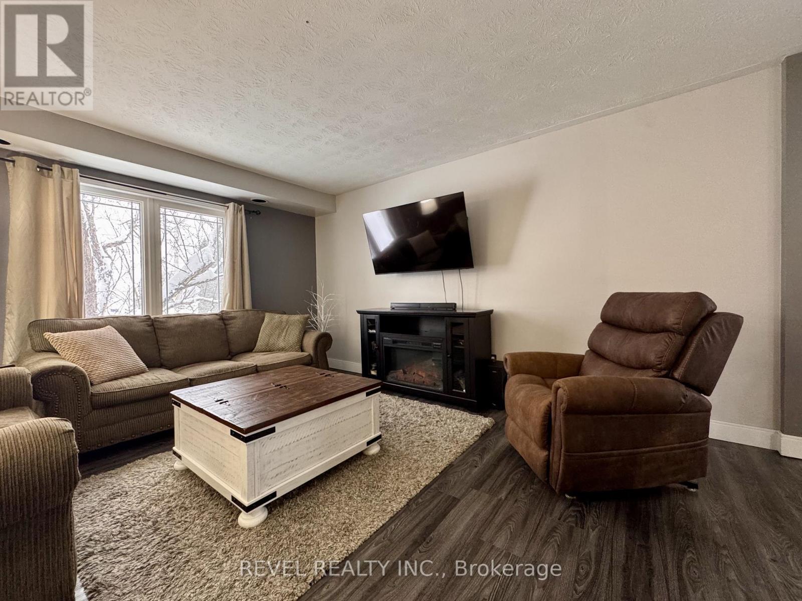 124 Shamrock Avenue, Timmins, Ontario  P0N 1H0 - Photo 12 - T12890870