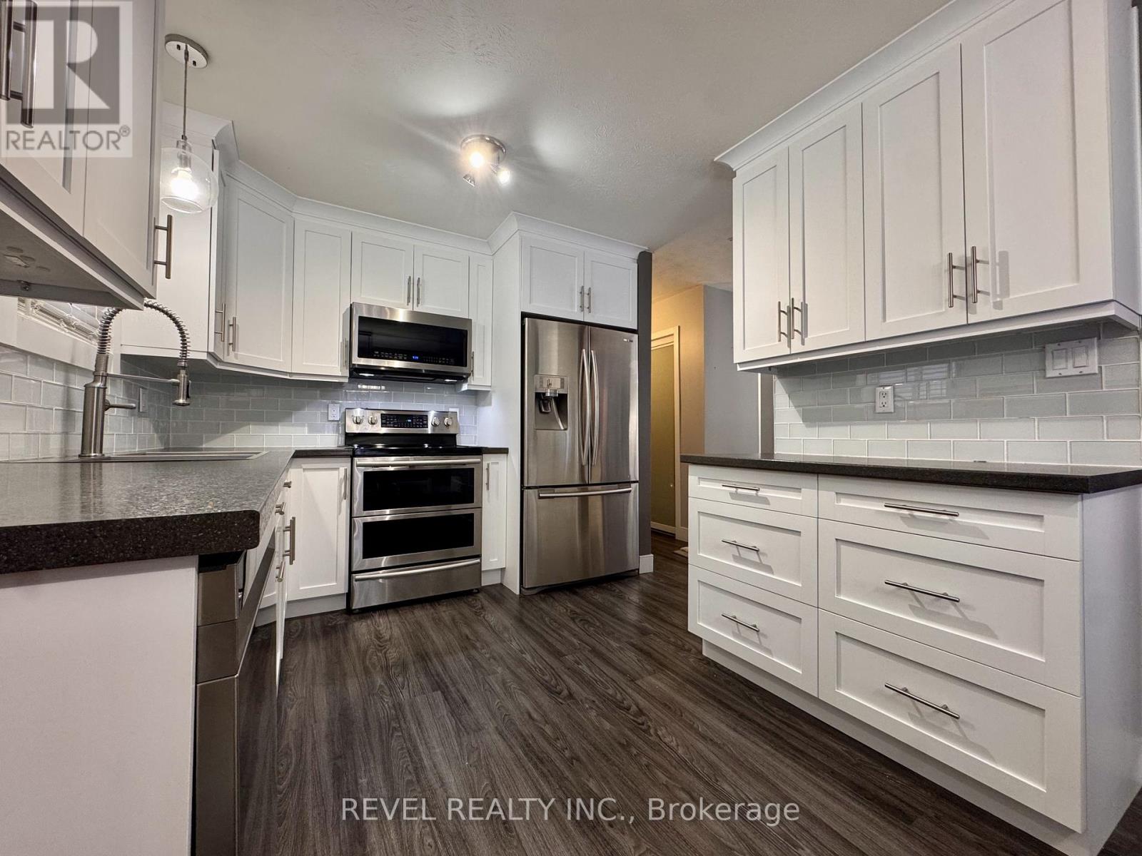 124 Shamrock Avenue, Timmins, Ontario  P0N 1H0 - Photo 2 - T12890870