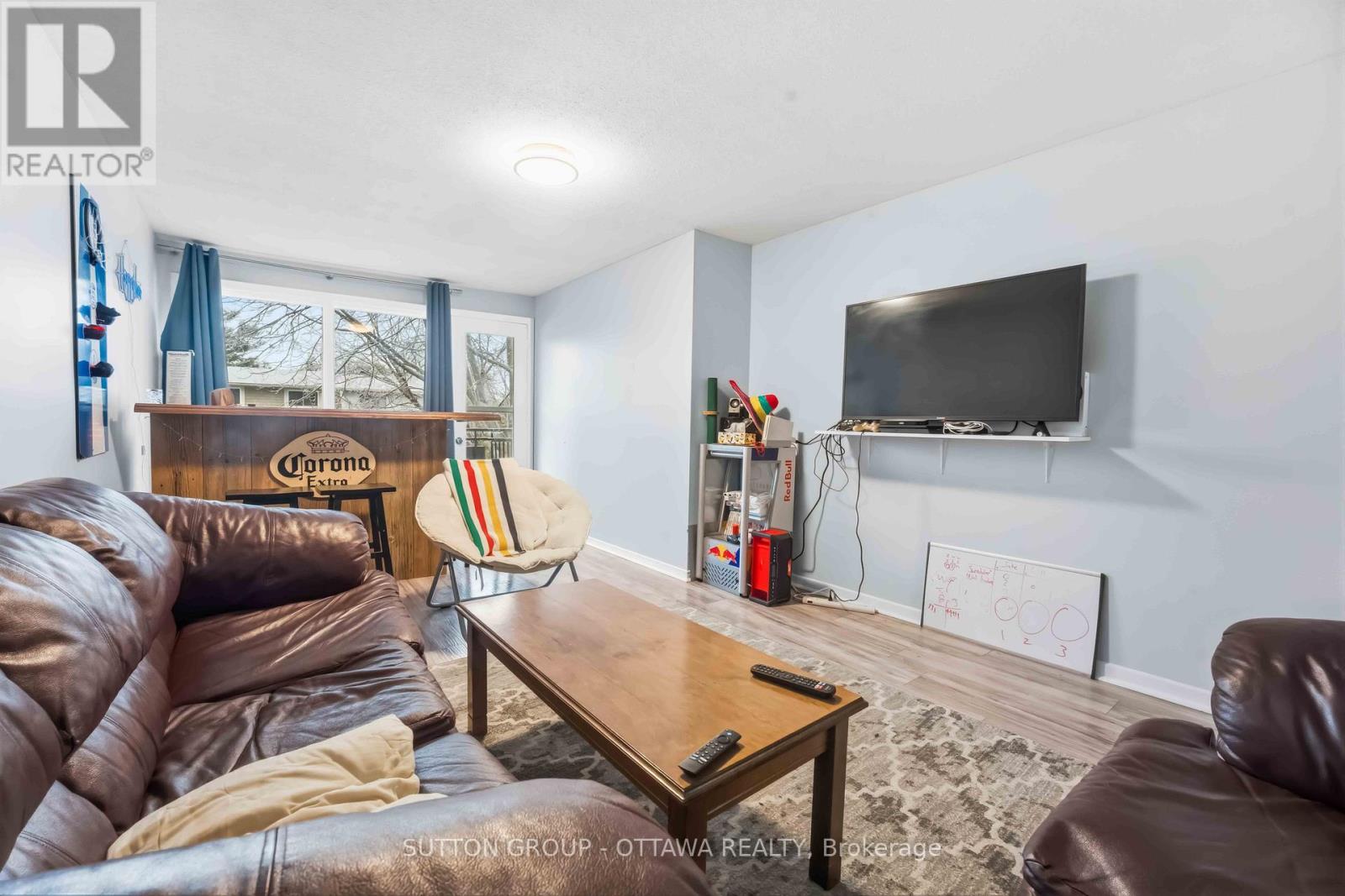 43 Southview Crescent, Ottawa, Ontario  K2E 5R4 - Photo 16 - X12890796