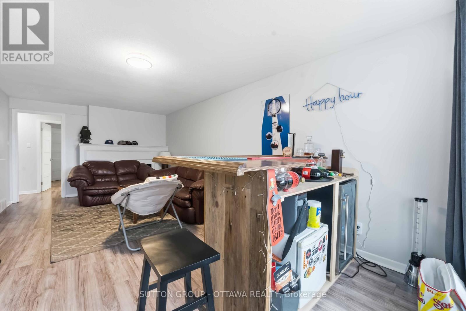 43 Southview Crescent, Ottawa, Ontario  K2E 5R4 - Photo 18 - X12890796