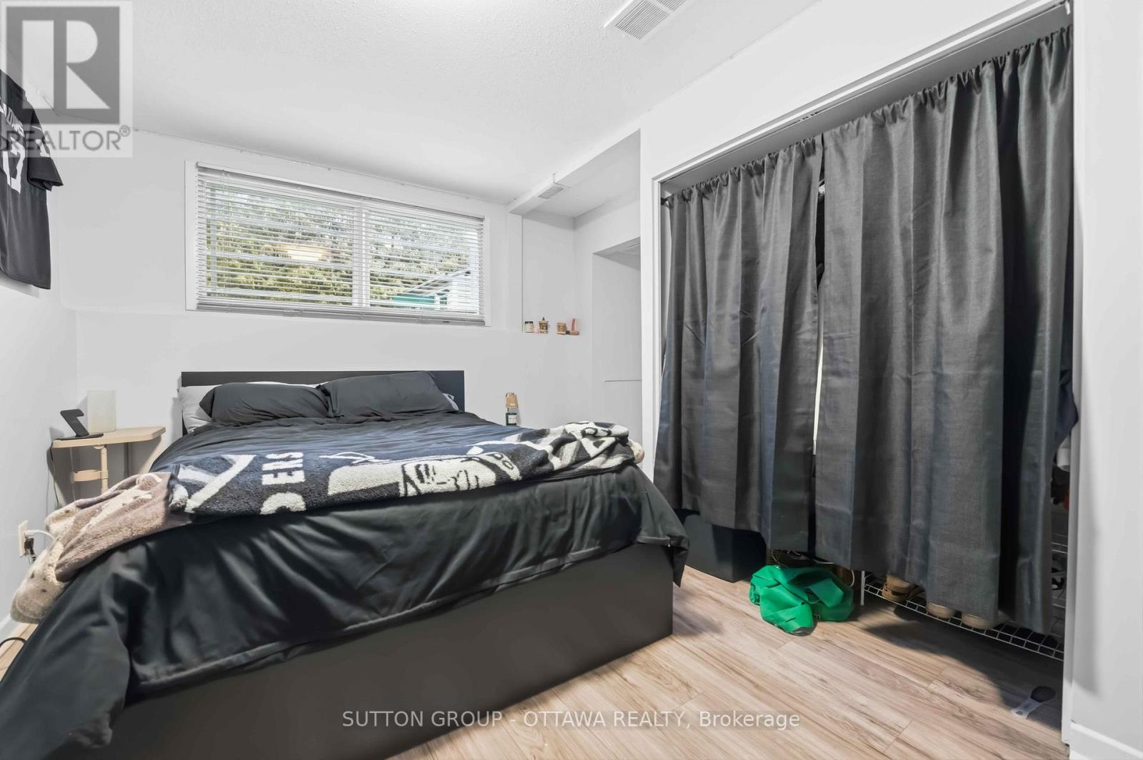 43 Southview Crescent, Ottawa, Ontario  K2E 5R4 - Photo 40 - X12890796