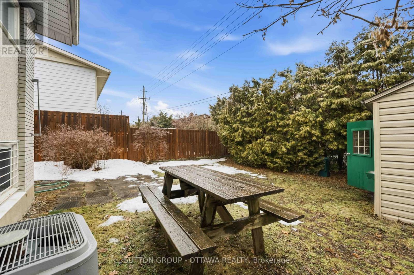 43 Southview Crescent, Ottawa, Ontario  K2E 5R4 - Photo 48 - X12890796