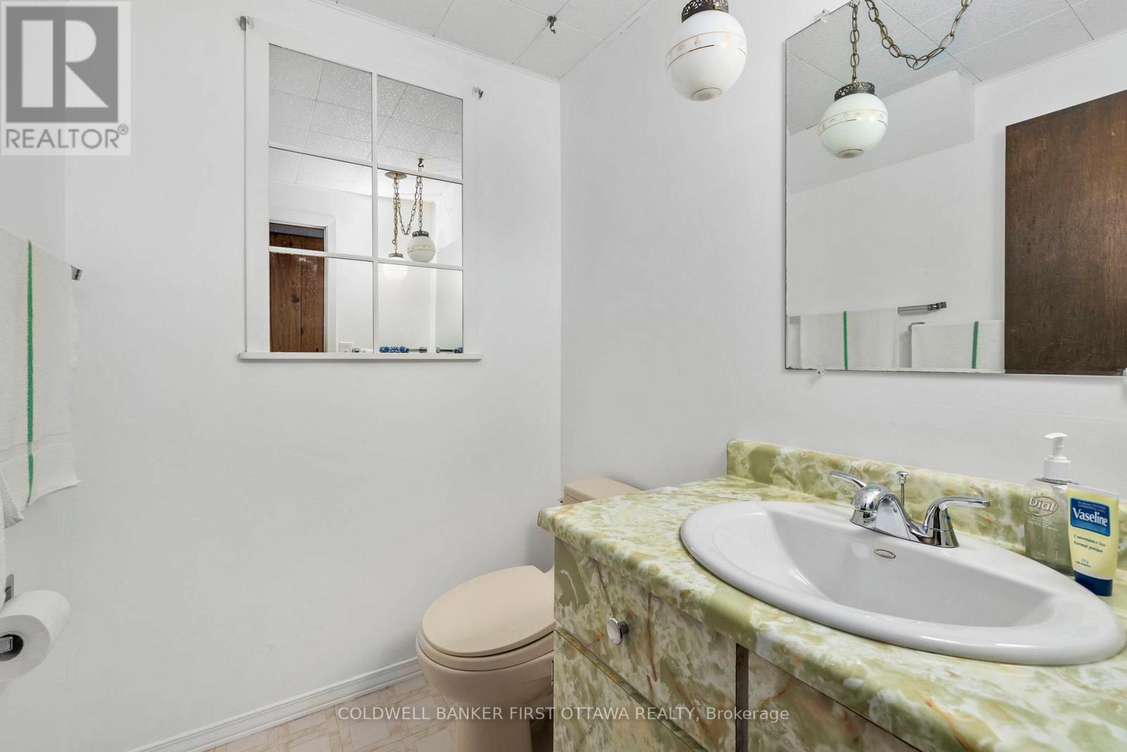 16 Sycamore Drive, Ottawa, Ontario  K2H 6H6 - Photo 23 - X12890798