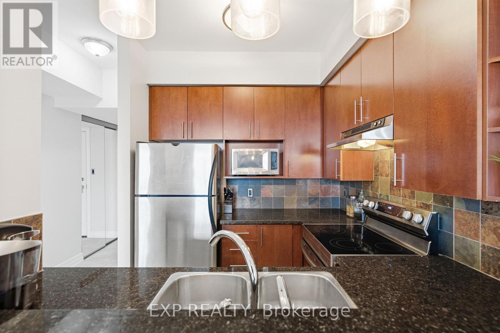 402 - 711 Churchill Avenue, Ottawa, Ontario  K1Z 5G6 - Photo 13 - X12890866