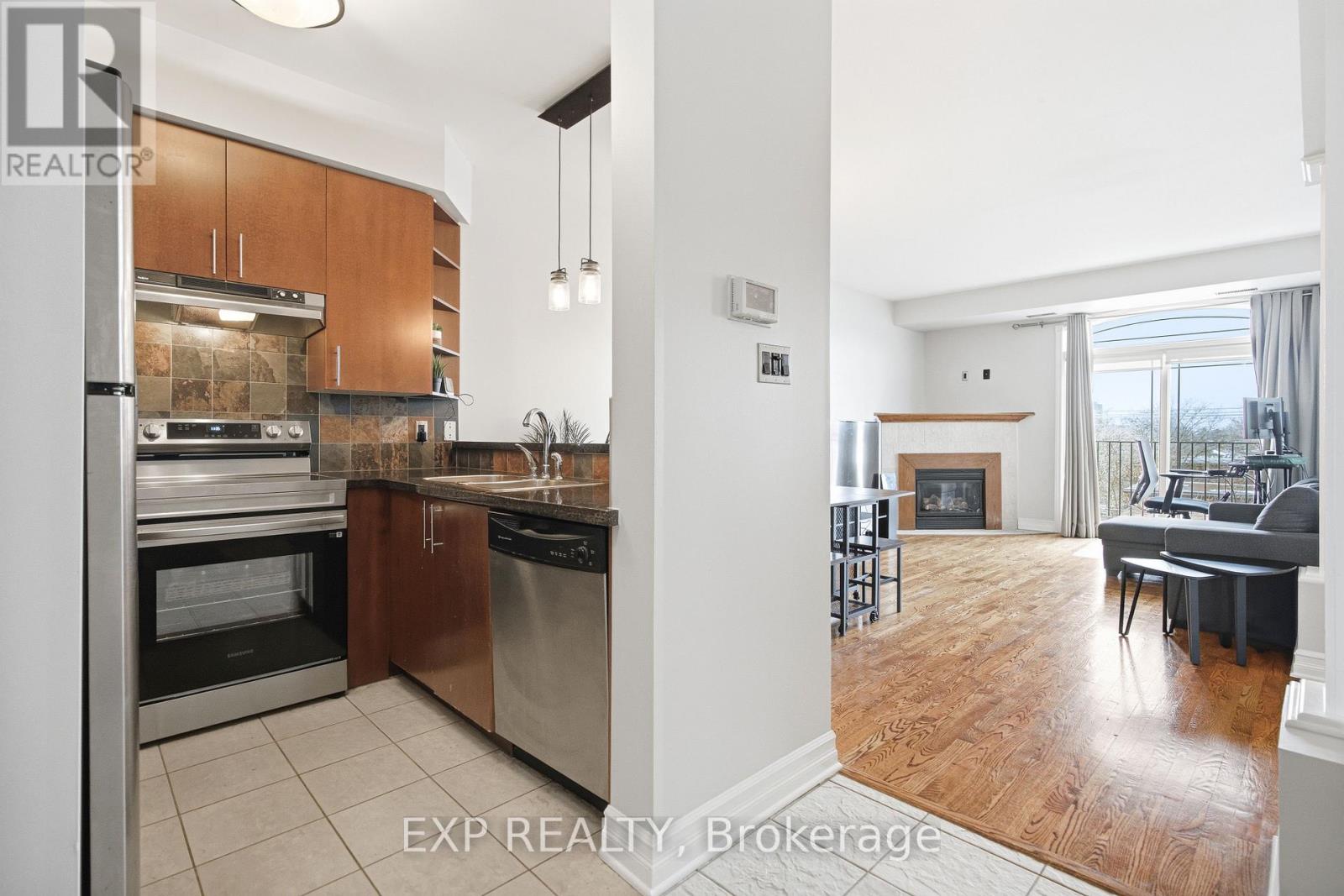 402 - 711 Churchill Avenue, Ottawa, Ontario  K1Z 5G6 - Photo 8 - X12890866